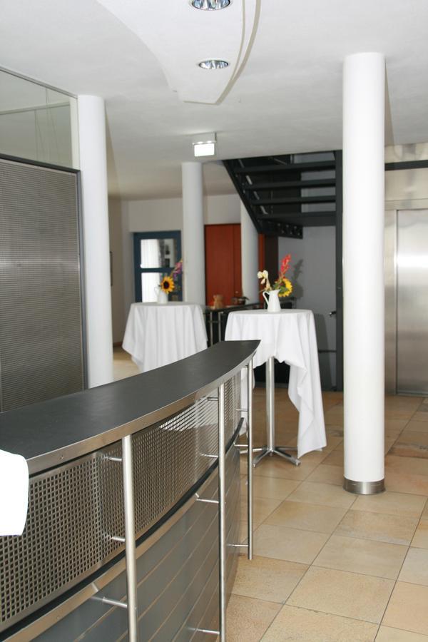 Altstadthotel Brauereigasthof Winkler Berching Exterior photo