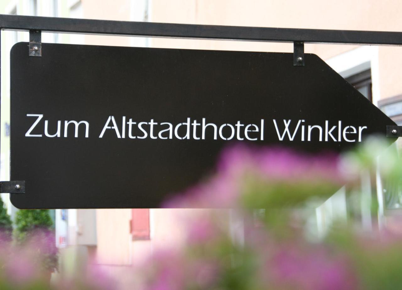 Altstadthotel Brauereigasthof Winkler Berching Exterior photo